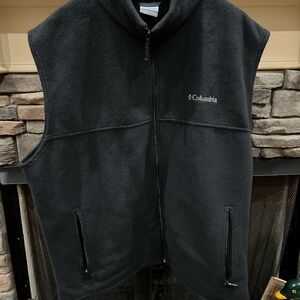 Columbia Black Outerwear